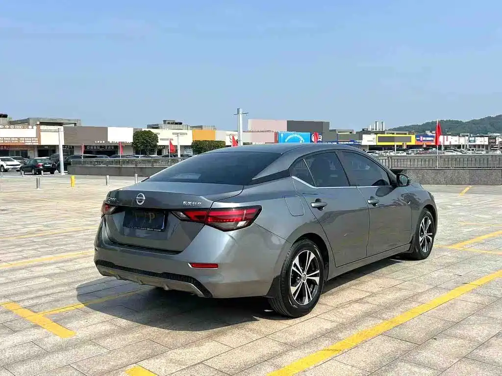 Nissan Sylphy — миниатюра 7