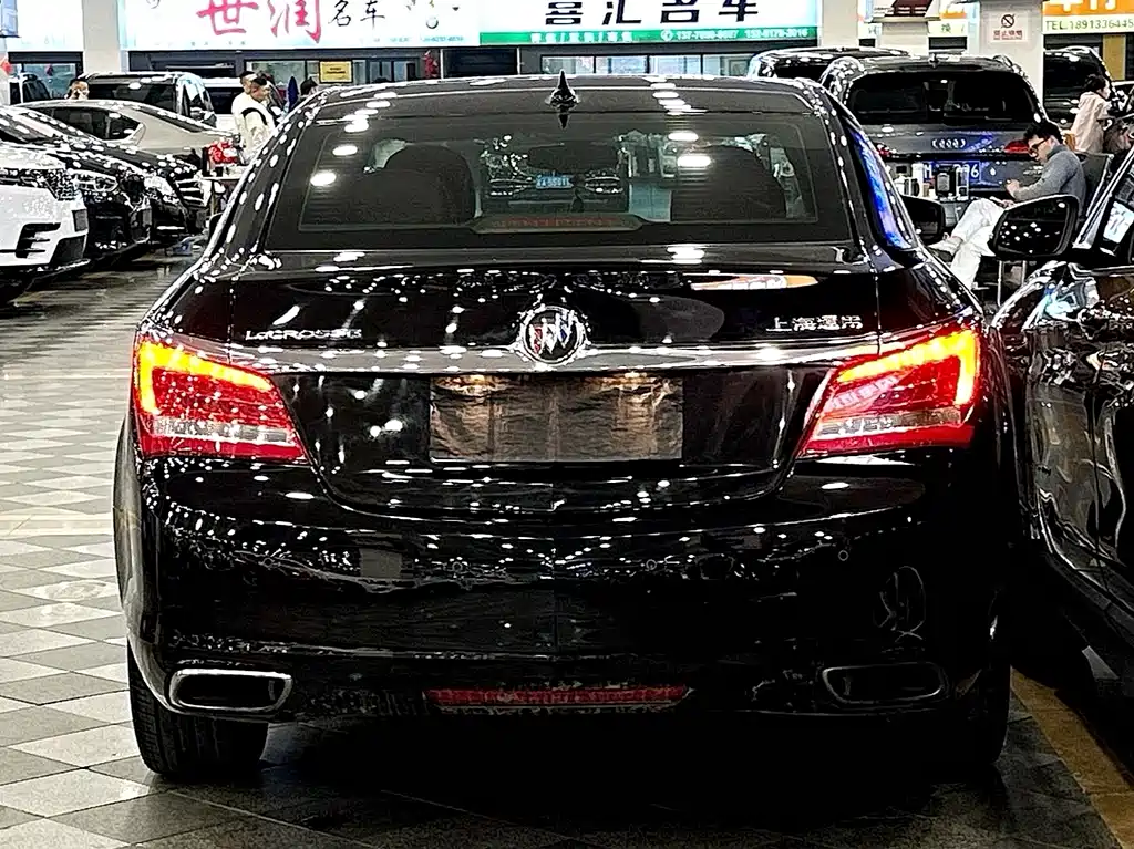 Buick LaCrosse — миниатюра 3