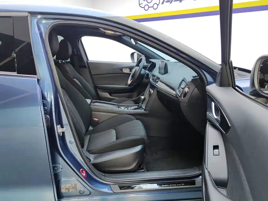 Mazda CX-4 — миниатюра 8