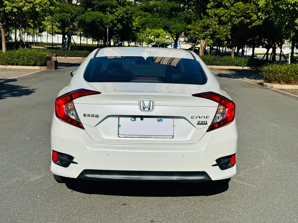 Honda Civic — миниатюра 5