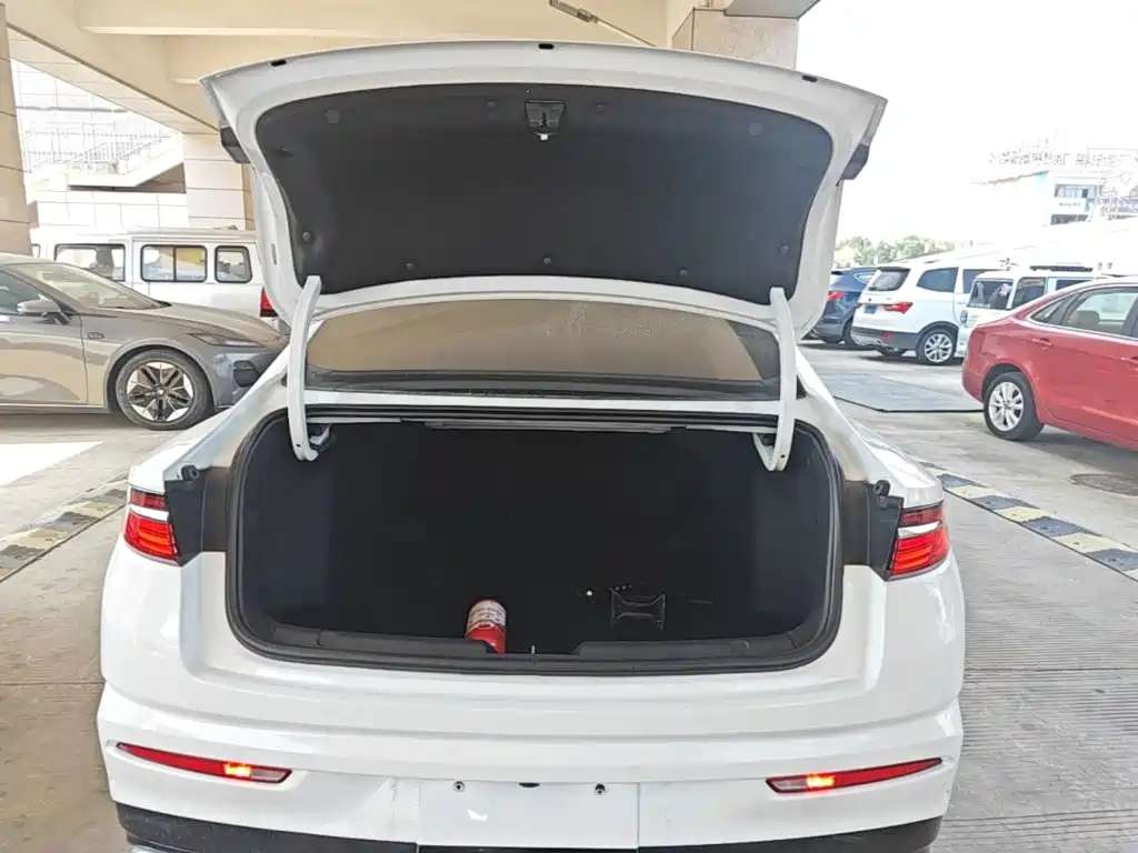 Geely Xingrui — миниатюра 19