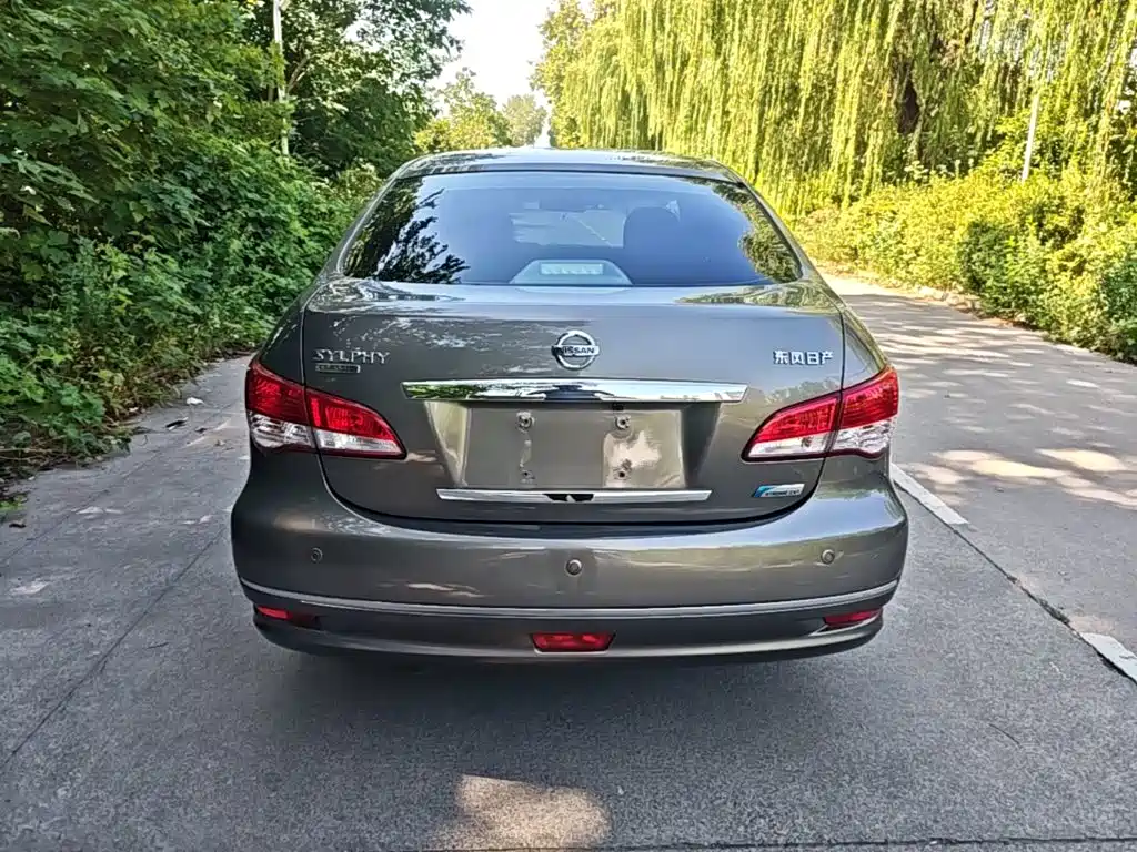 Nissan Sylphy — миниатюра 6