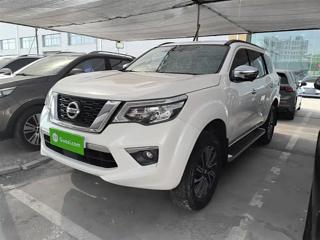 Nissan Terra 2019
