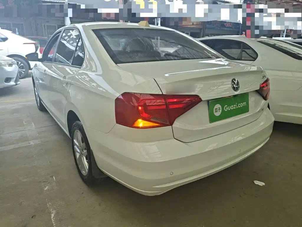 Volkswagen Jetta — миниатюра 5