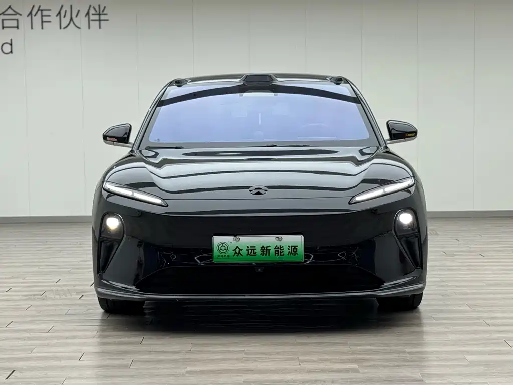 NIO ET5T — миниатюра 2