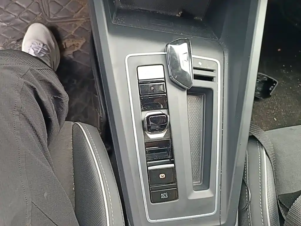 Volkswagen Golf — миниатюра 10