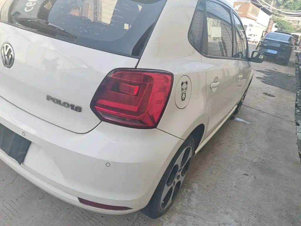 Volkswagen Polo — миниатюра 8