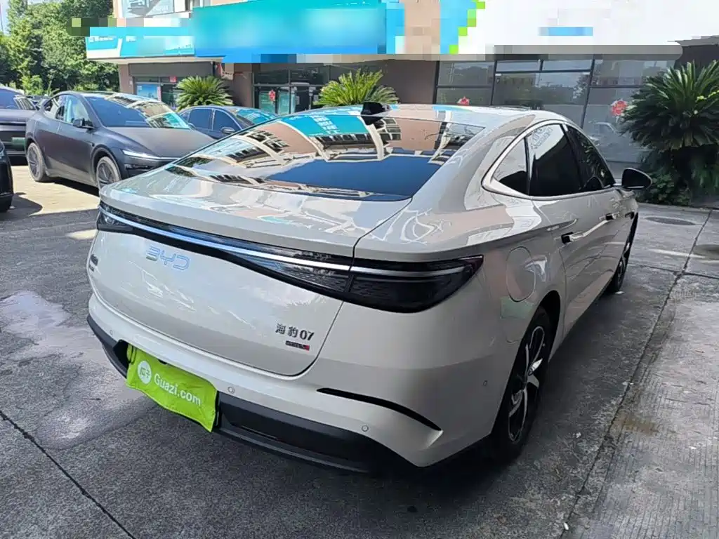 BYD Seal 07 DM-i — миниатюра 7