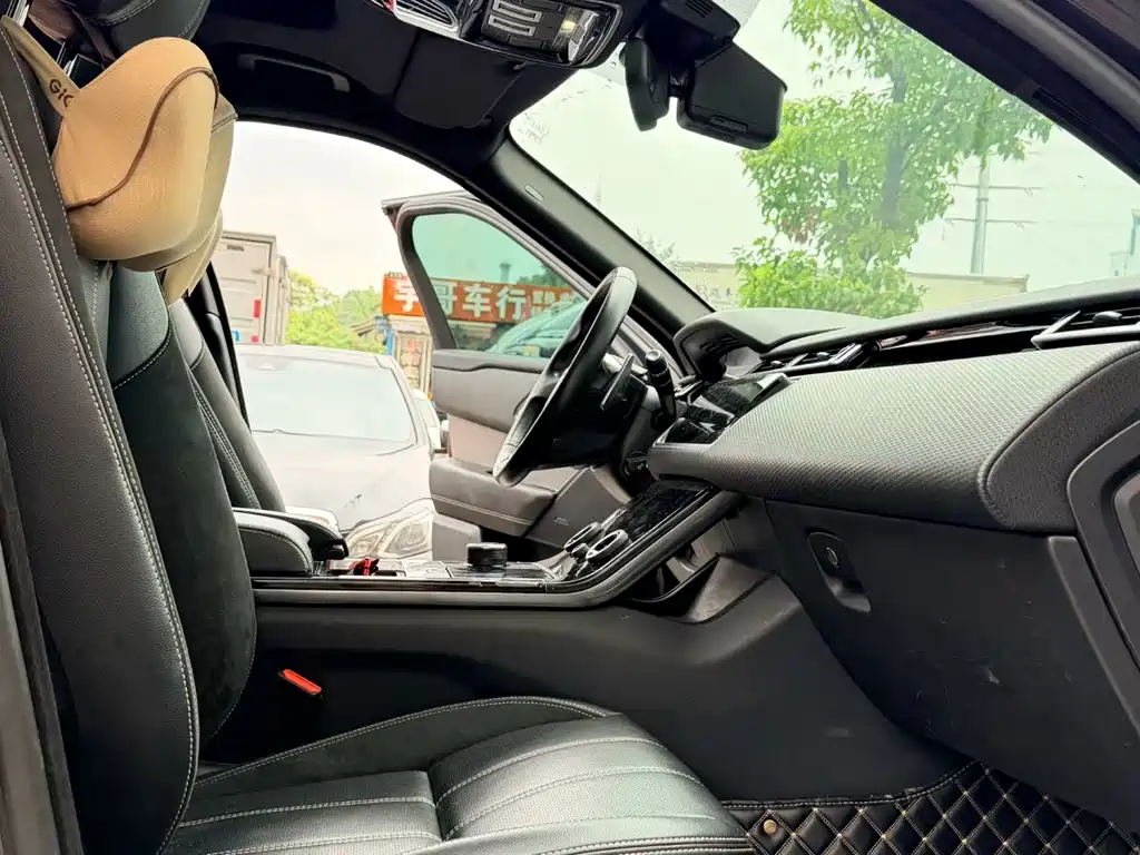 Land Rover Velar — миниатюра 5