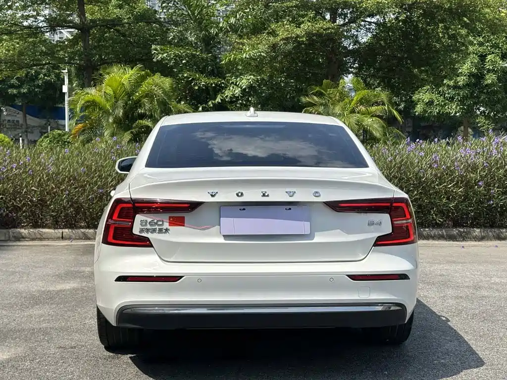 Volvo S60 — миниатюра 5
