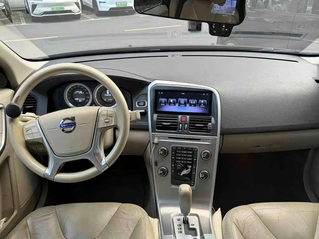 Volvo XC60 (Import) — миниатюра 7