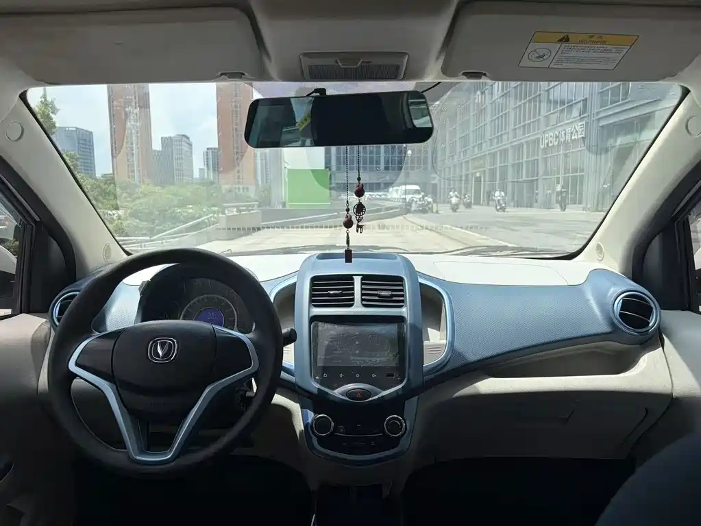 Changan Benben E-Star — миниатюра 13