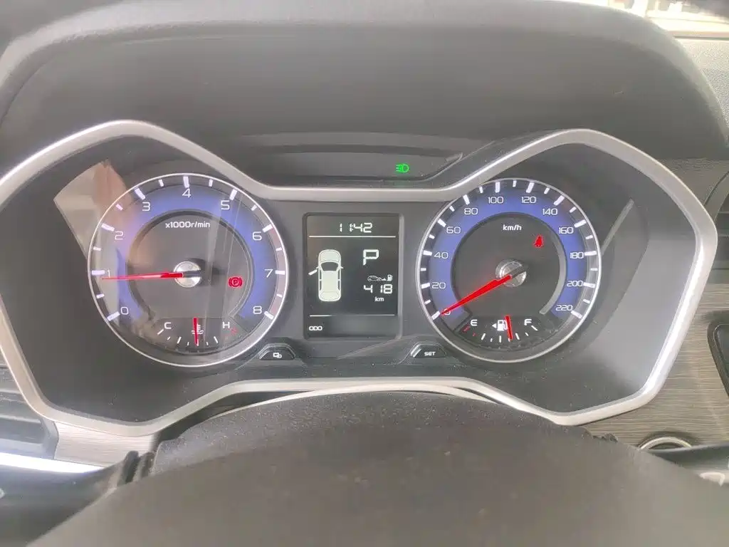 Geely Vision X3 — миниатюра 4