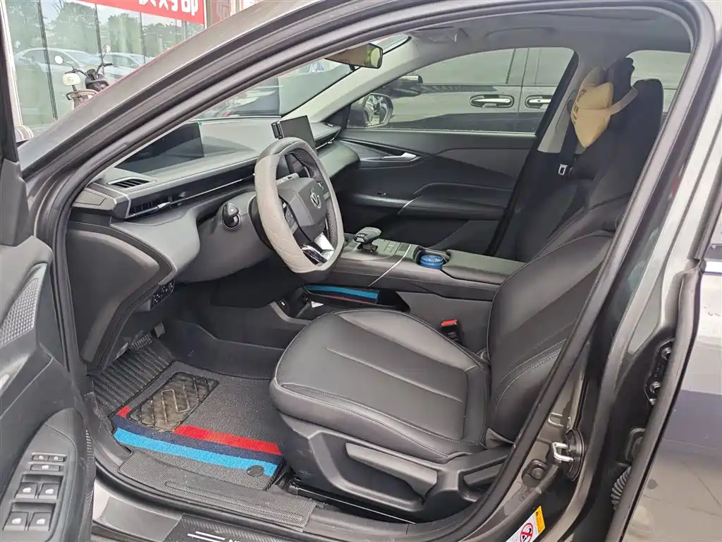 Changan Eado — миниатюра 4