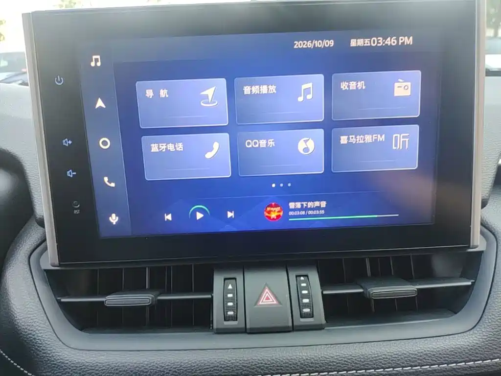 Toyota RAV4 — миниатюра 13