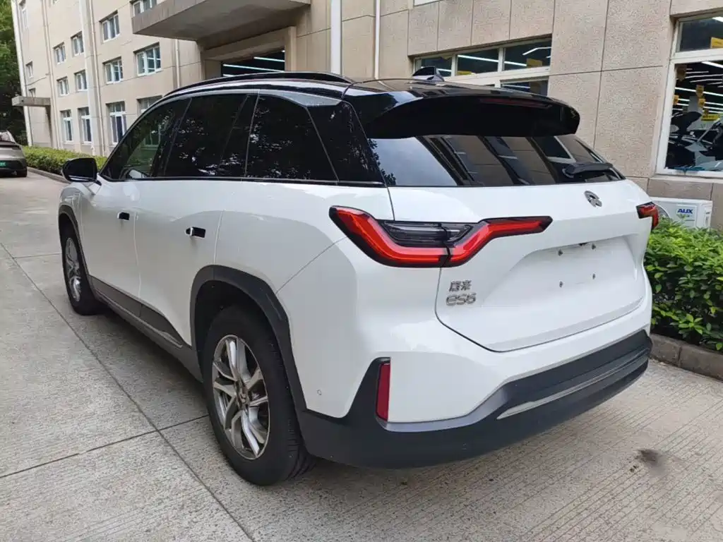 NIO ES6 — миниатюра 5