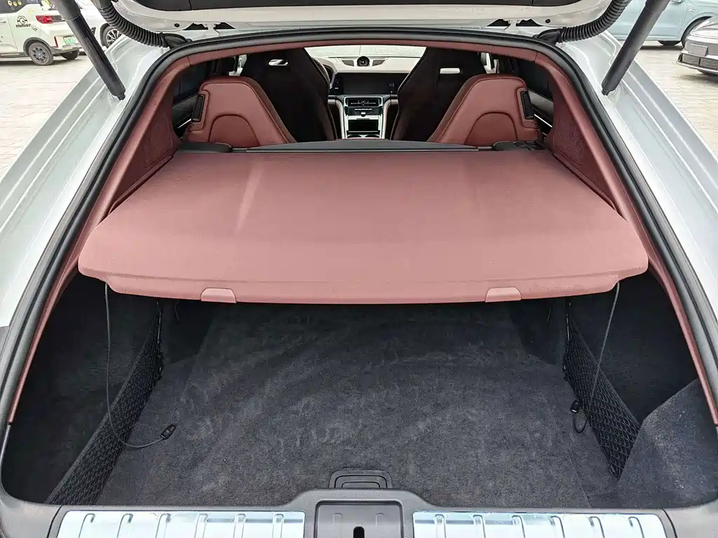 Porsche Panamera — миниатюра 23