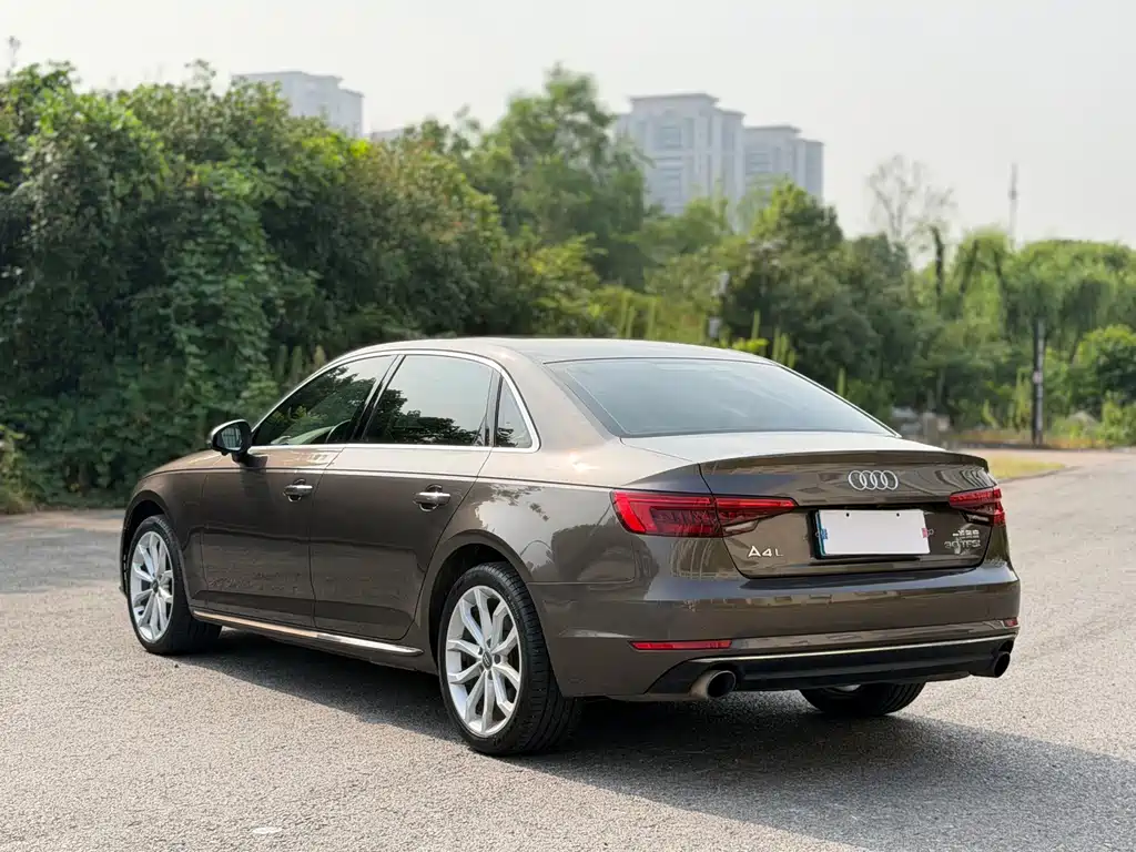 Audi A4L — миниатюра 5