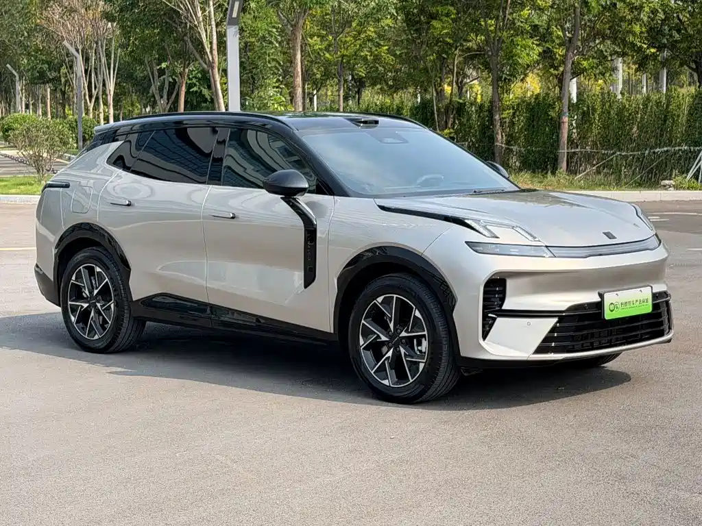 Lynk & Co 08 EM-P — миниатюра 3