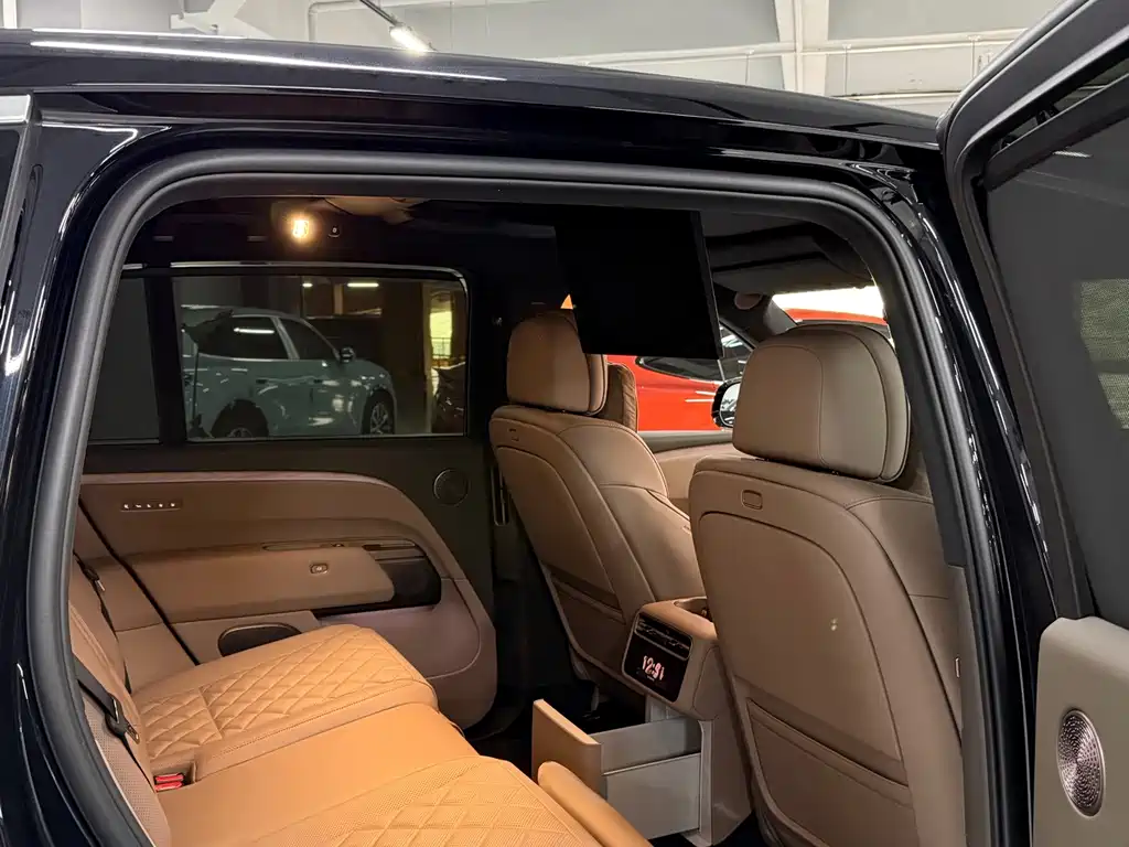 Li Auto Li L8 — миниатюра 7