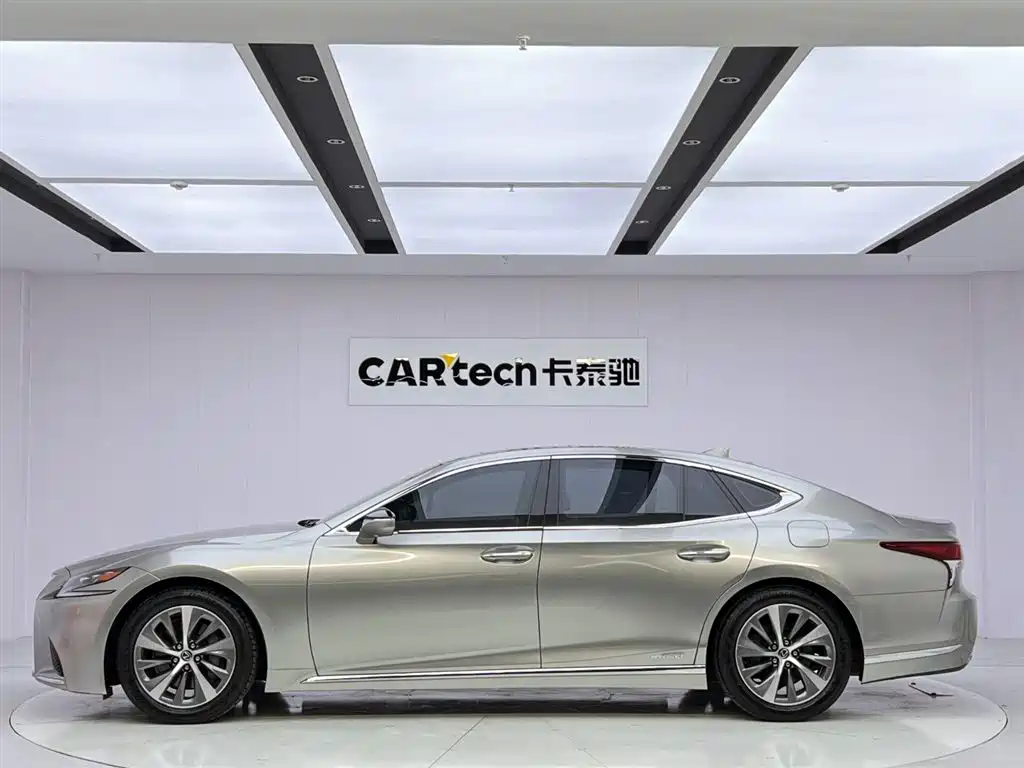 Lexus LS 2020 500h VI