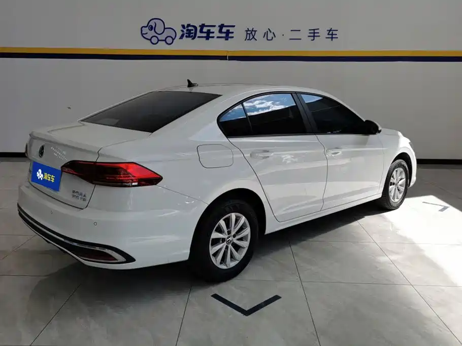 Volkswagen Bora — миниатюра 3