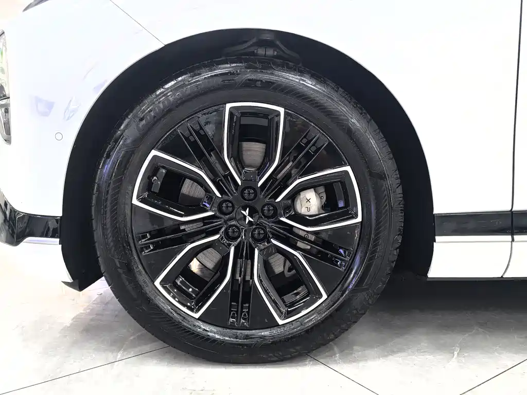 Xpeng G9 2025 625 Max