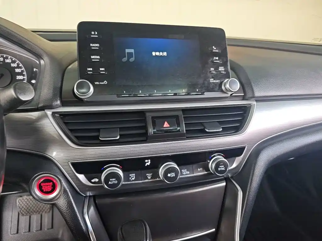 Honda Accord — миниатюра 13