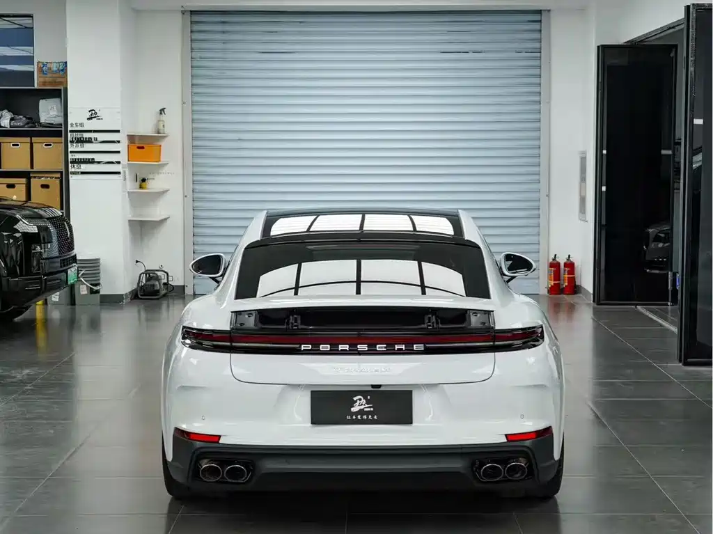 Porsche Panamera — миниатюра 2