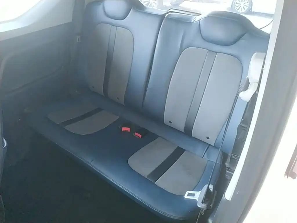Wuling MINIEV — миниатюра 17