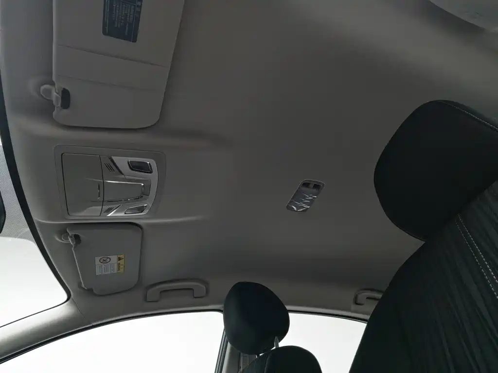 Nissan Sylphy — миниатюра 14