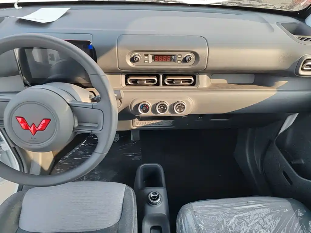 Wuling Zhiguang EV — миниатюра 13