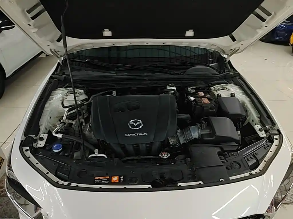 Mazda 3 Axela — миниатюра 20