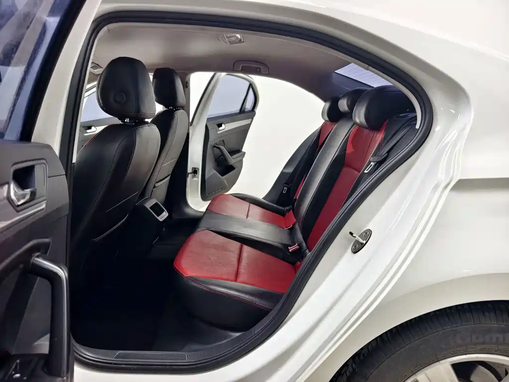 Volkswagen Lamando — миниатюра 12