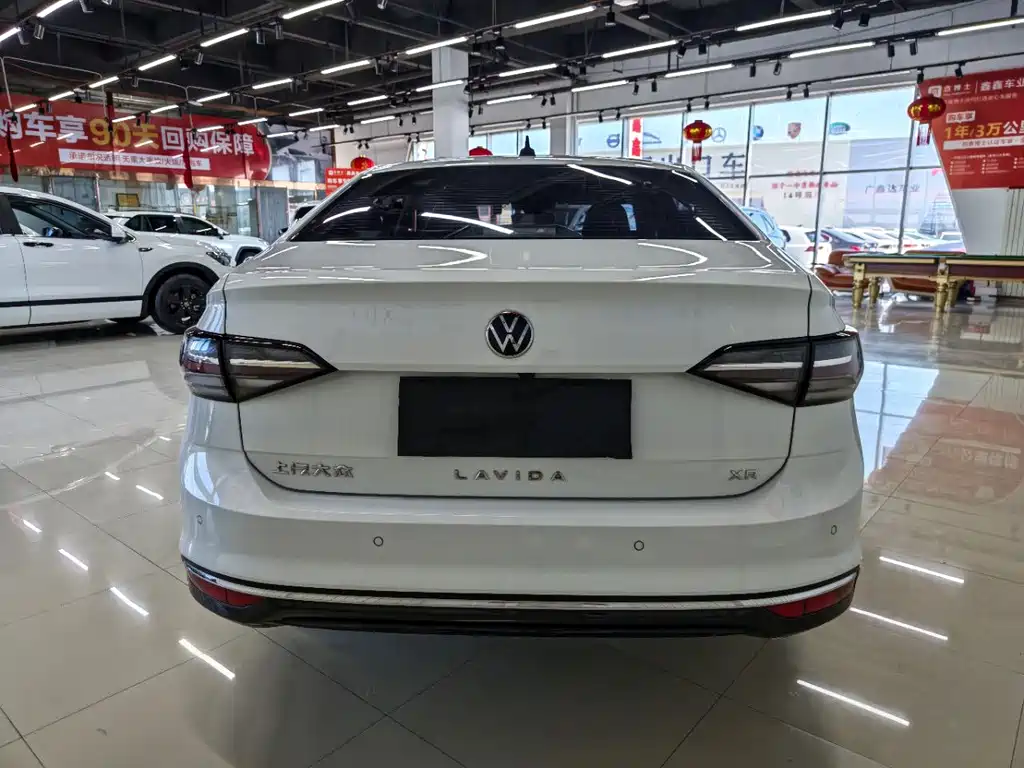 Volkswagen Lavida — миниатюра 4