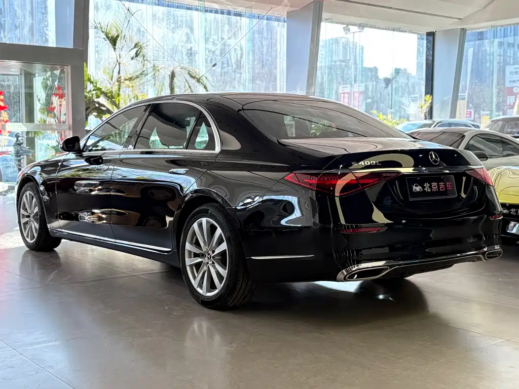 MERCEDES-BENZ S CLASS