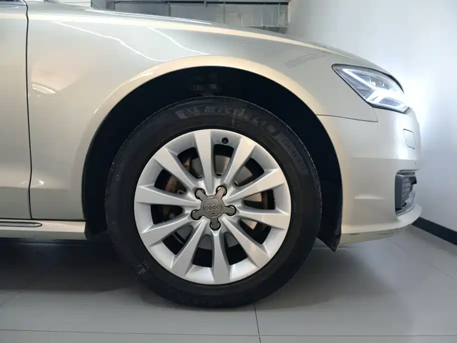 Audi A6L — миниатюра 24