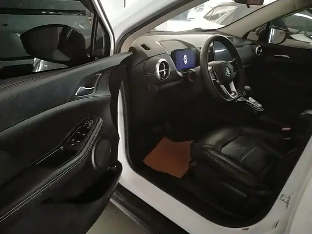 BYD Yuan EV — миниатюра 16