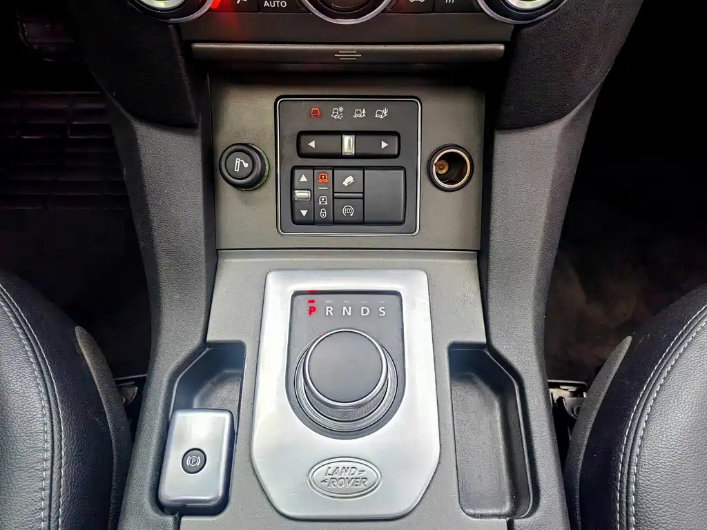Land Rover Discovery — миниатюра 13