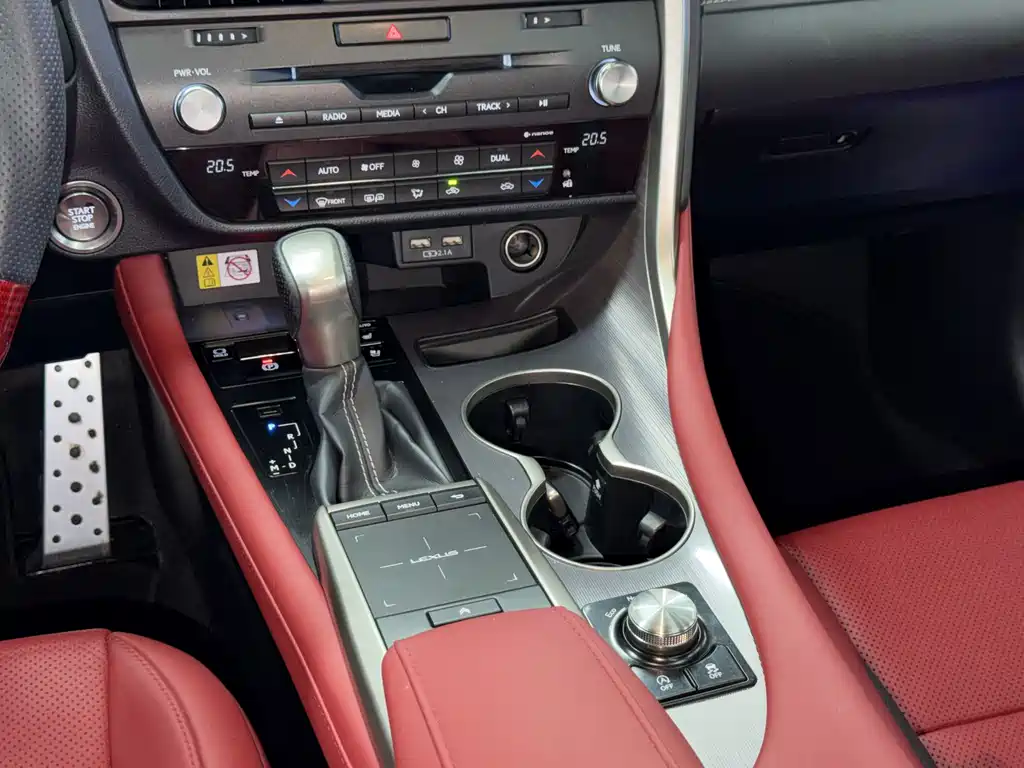 Lexus RX — миниатюра 14
