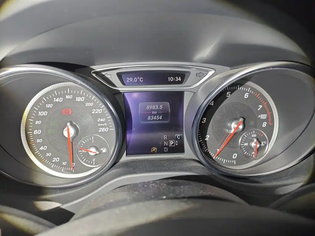 Mercedes-Benz GLA — миниатюра 8