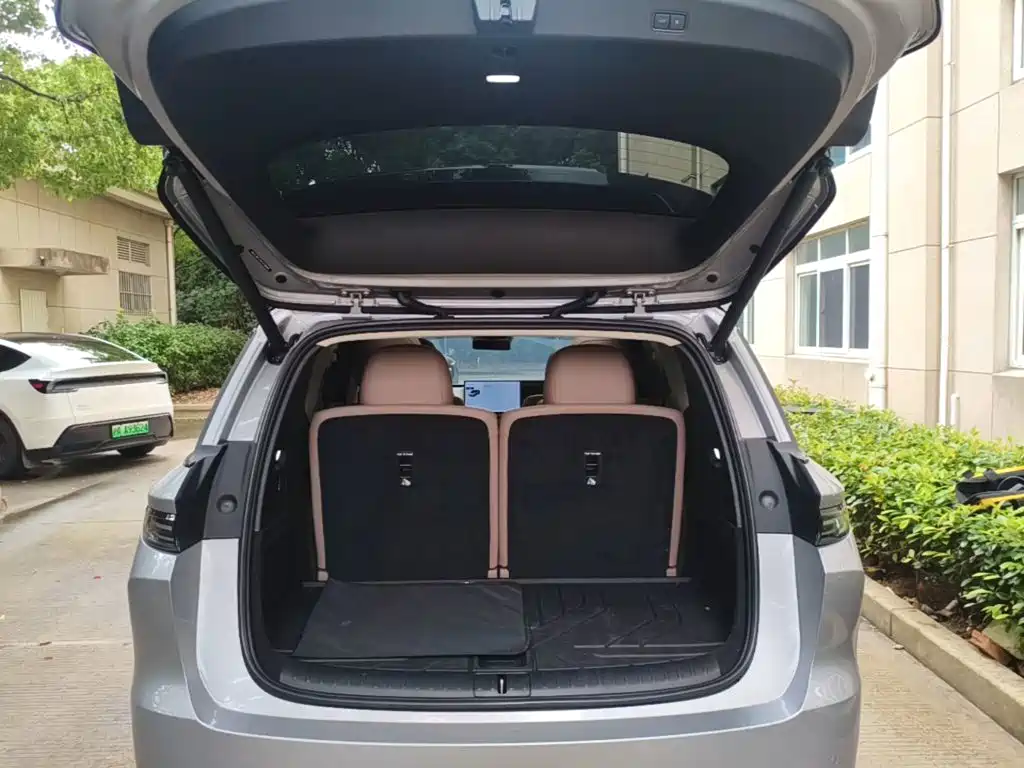 Li Auto Li i8 — миниатюра 19