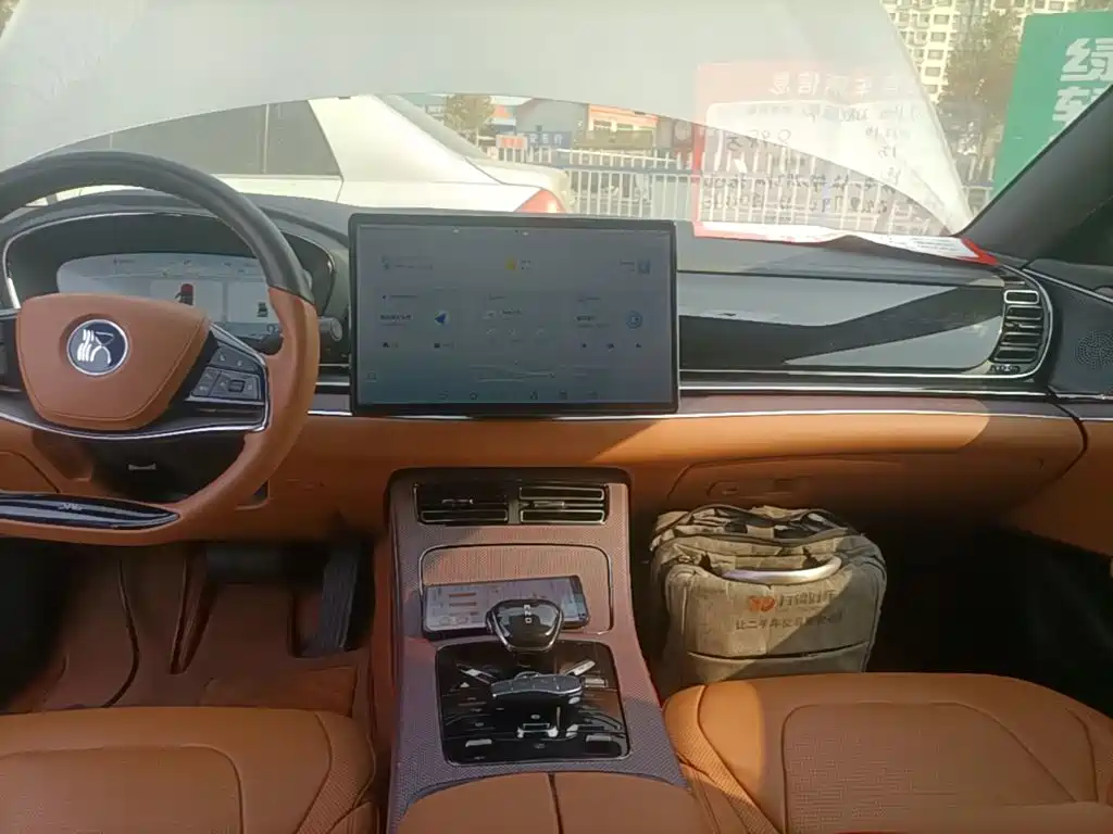 BYD Han — миниатюра 13