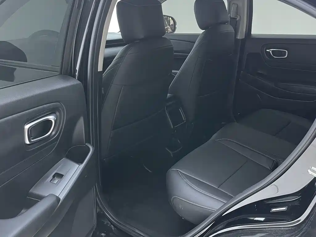 Honda Vezel — миниатюра 9