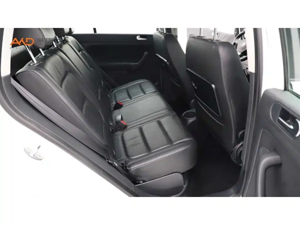 Volkswagen Golf 2011 1.4TSI AT Comfort