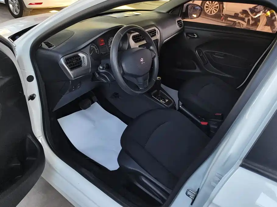 Peugeot 301 — миниатюра 9