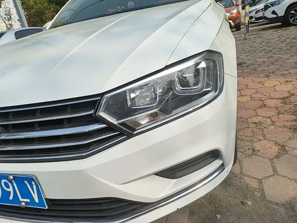 Volkswagen Bora — миниатюра 24