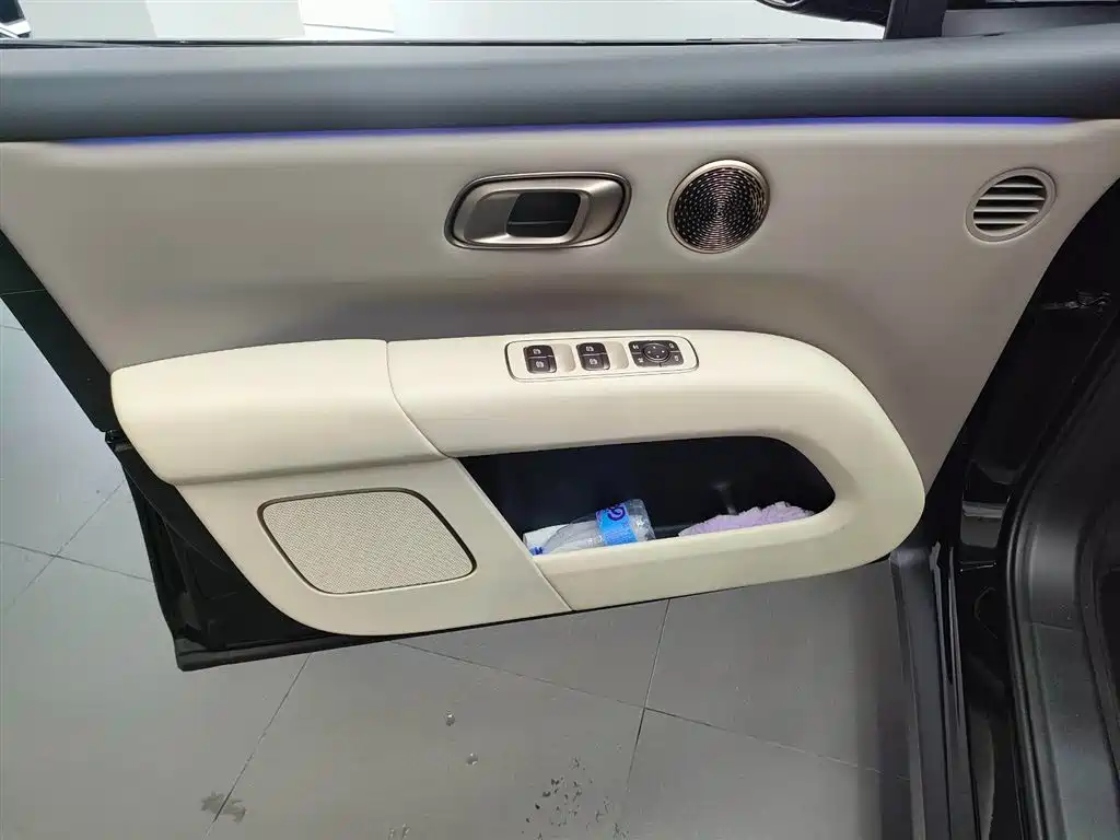Li Auto Li i6 — миниатюра 19