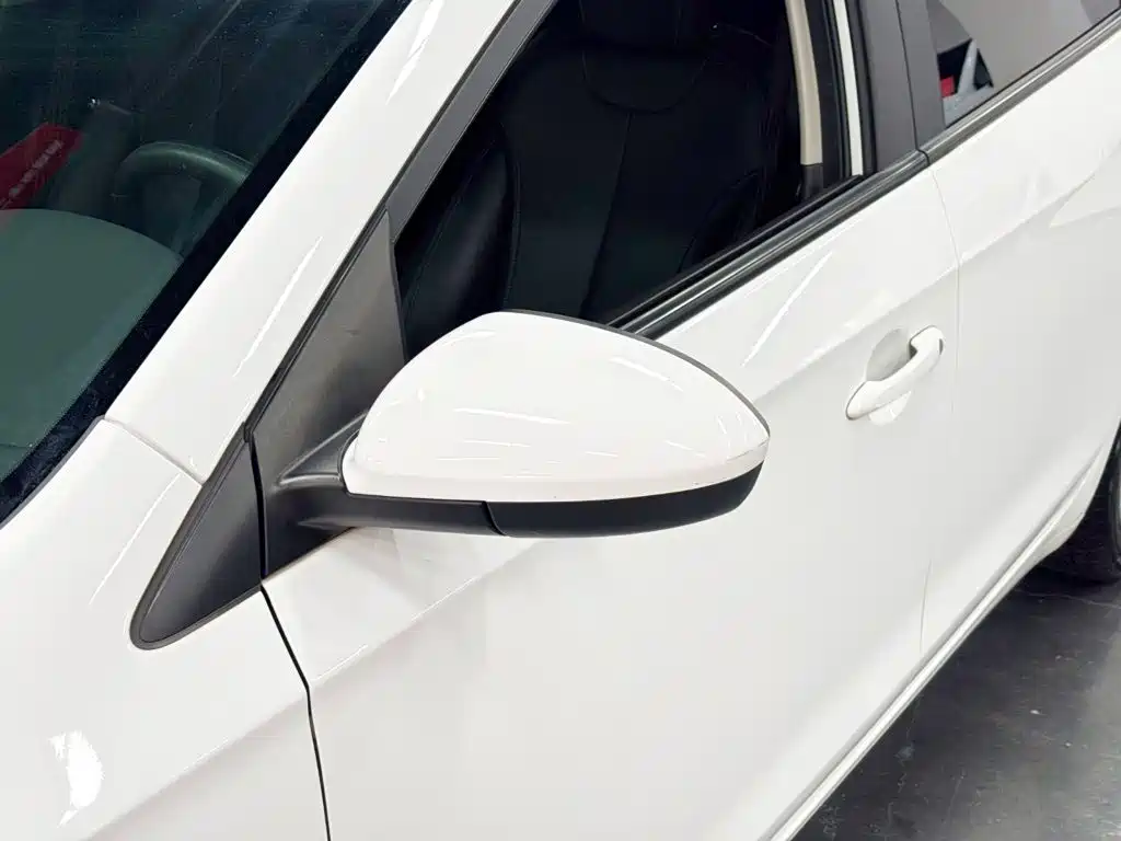 Buick Excelle — миниатюра 13