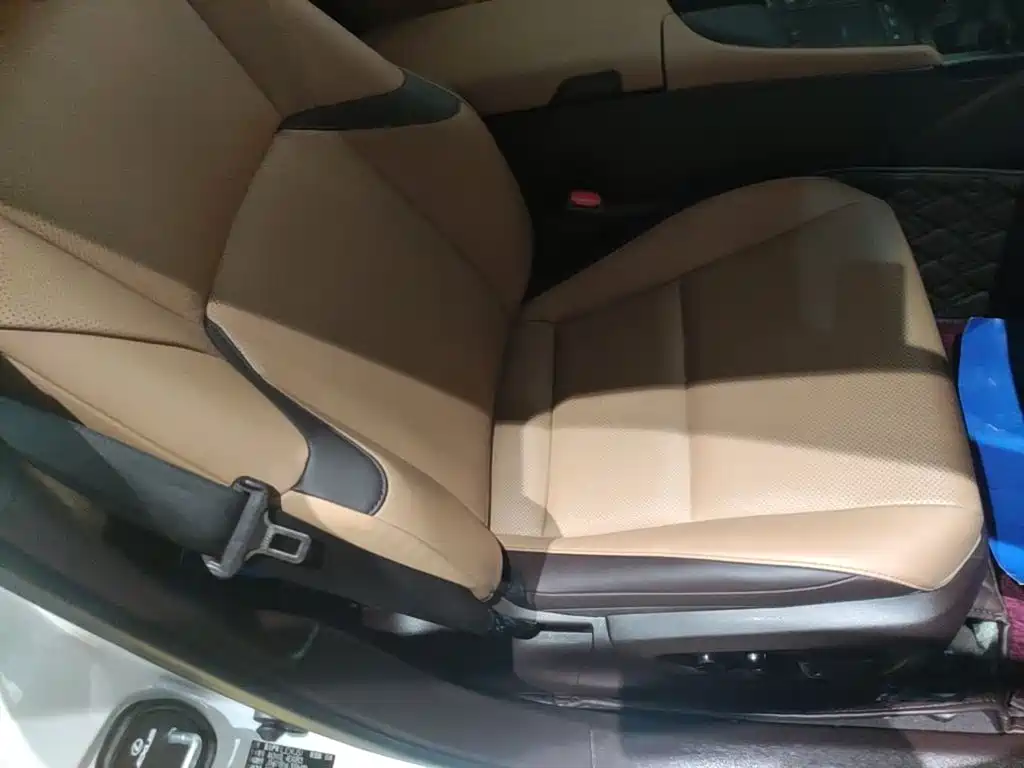 Lexus ES — миниатюра 25